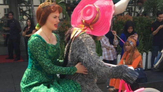 Putri Fiona Mencari Shrek yang hilang di Jakarta