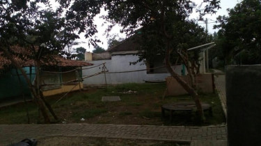 Suasana di lokasi ritual aliran sesat di Depok.