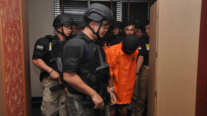 Pelaku pembunuhan berhadap Eno.