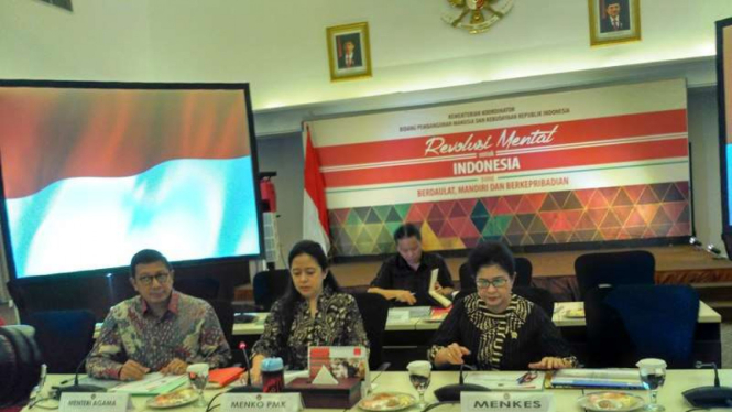 Menko Puan Maharani Pimpin Rakor penyelenggaraan Ibadah Haji 2016.