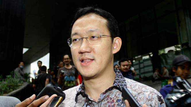 KPK Periksa Staf Ahok, Sunny Tanuwidjaja