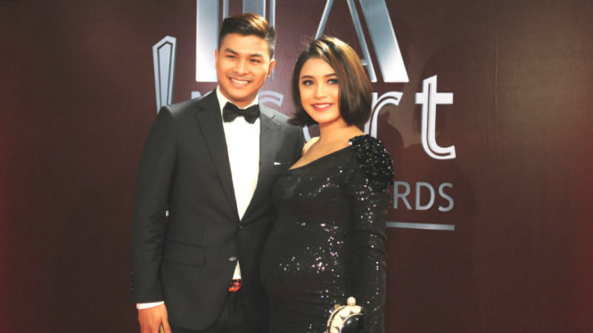 Glenn Alinskie dan Chelsea Olivia