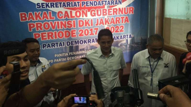 Sandiaga Uno saat mendatangi Kantor DPP Partai Demokrat.