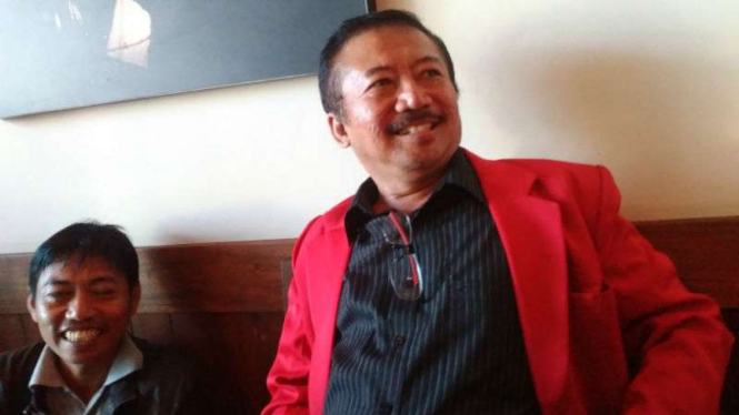 Politikus PDIP, Bambang DH (kanan).