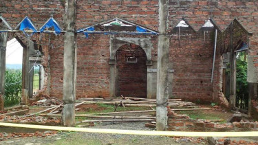 (Ilustrasi) Masjid Ahmadiyah di Kendal, Jawa Tengah, dirusak massa