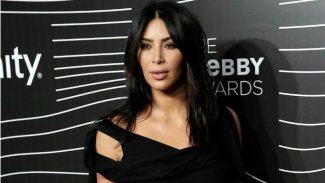 Riasan Jadi Tren, Kim Kardashian Ciptakan Produk Contouring