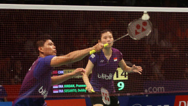 Praveen Jordan/Debby Susanto melaju.