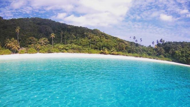 Kepulauan Anambas, Riau.