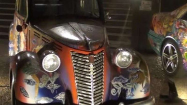 Mobil jadi media lukisan