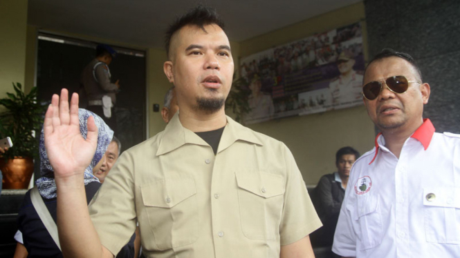 Ahmad Dhani.