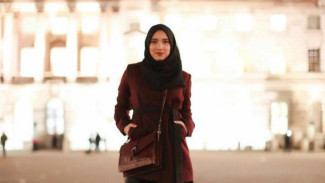 Tutorial Mudah Berhijab Ala Jenahara