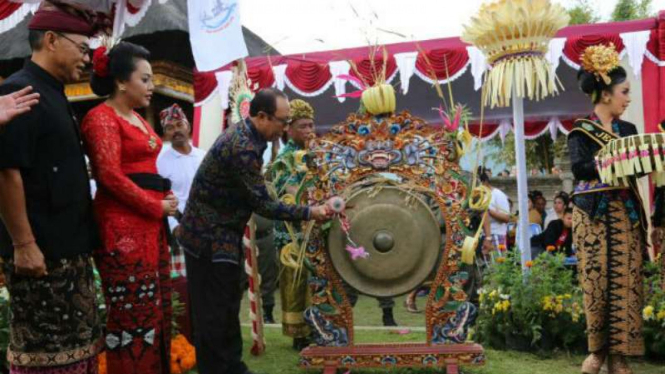 Pembukaan Festival Ulun Danu Bratan 