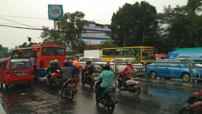Situasi lalu lintas jelang buka puasa
