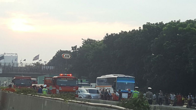 Lokasi kebakaran di Tol Cikampek