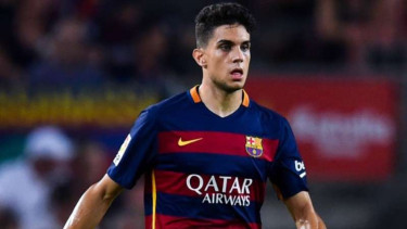 Marc Bartra saat masih membela Barcelona