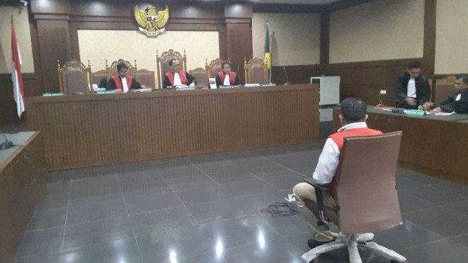 Ivan Haz menjalani persidangan
