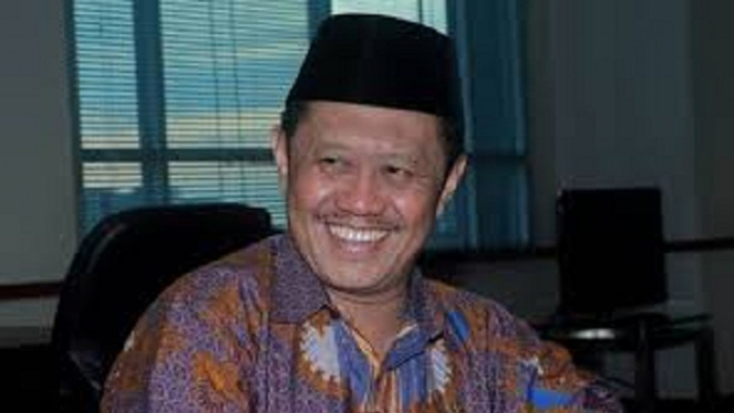 Aidul Fitriciada Azhari