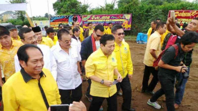 Ketua Umum Golkar Setya Novanto memuji Ahok