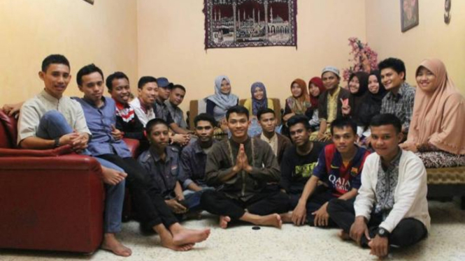 Anggota DN Malut Makassar.