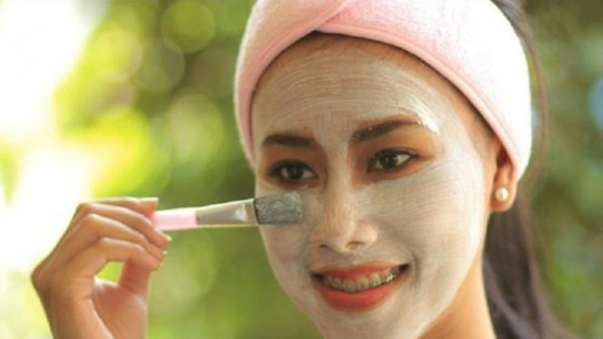 Masker perawatan wajah.