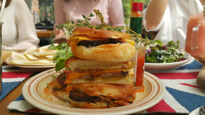 Ilustrasi sandwich atau roti isi