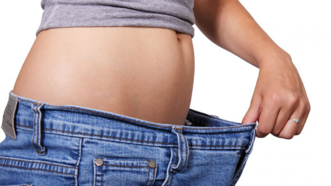 Ilustrasi menurunkan berat badan.
