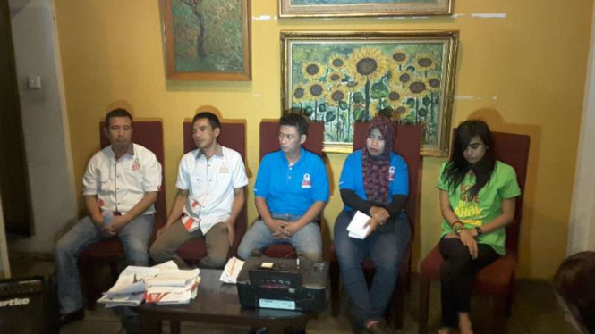 Mereka menyatakan keluar dari Teman Ahok