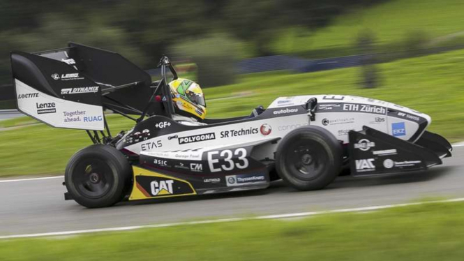 Mobil cepat Grimsel.