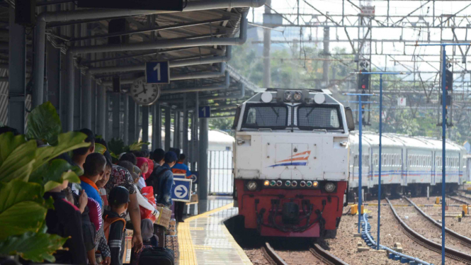PT Kereta Api Indonesia 