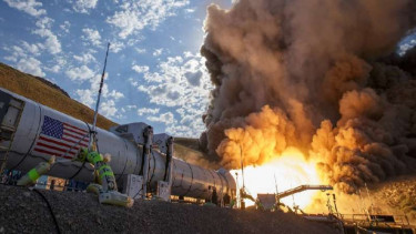 Pengujian pendorong roket terkuat NASA, SLS di Utah, Amerika Serikat