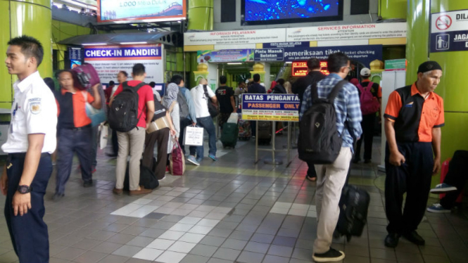 Stasiun Gambir 