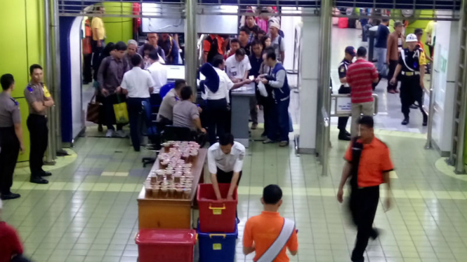 Suasana di Stasiun Kereta Gambir beberapa waktu lalu.