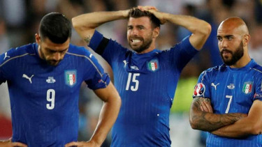 Pemain Italia, Graziano Pelle, Andrea Barzagli, dan Simone Zaza