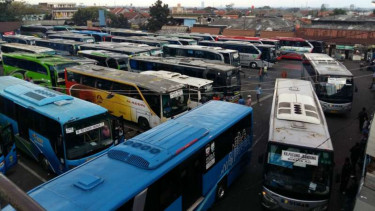Suasana terminal di Bandung 