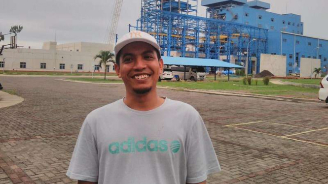 Febry Hartan, Plan Manager PLN Amurang.