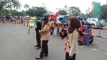 30 anggota pramuka bantu atur lalu lintas Ancol