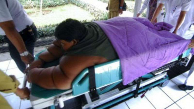 Arya Permana, anak berusia 10 tahun yang memiliki bobot 190 kg