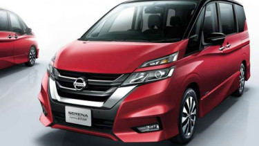 Nissan Serena terbaru tipe Highway Star.
