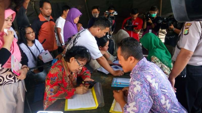 Crisis Centre aduan korban vaksin palsu di RS Harapan Bunda.