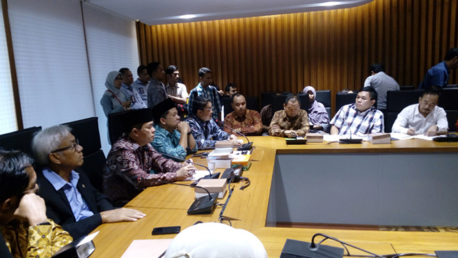 Pimpinan DPR RI beserta Pimpinan Komisi IX 