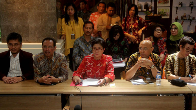 Sikap Pemerintah Terhadap Vaksin Palsu.