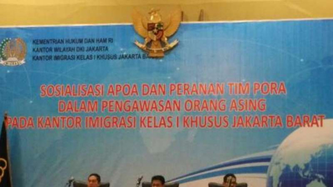 Sosialisasi pengawasan orang asing.