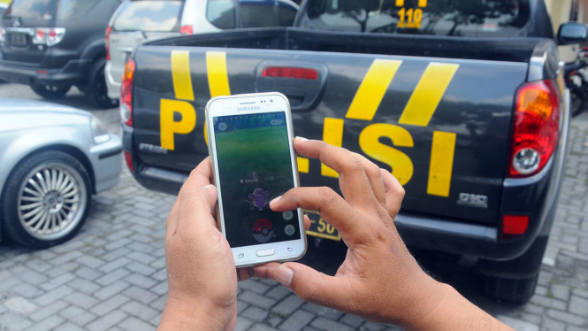 Ilustrasi di kantor polisi.