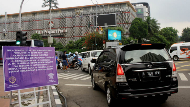 Uji Coba Penerapan Lalu Lintas Ganjil-Genap