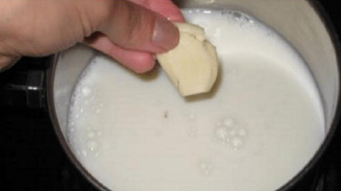 Bawang putih dan susu.