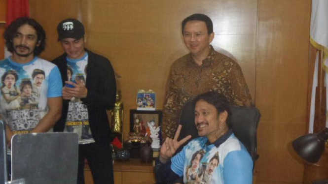Tora Sudiro di kantor Ahok