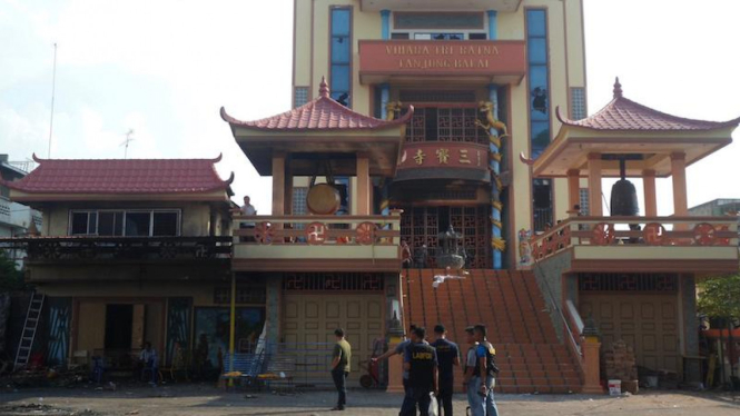 Polisi periksa vihara yang dirusak massa di Tanjungbalai