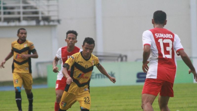 Duel PSM Makassar vs Mitra Kukar