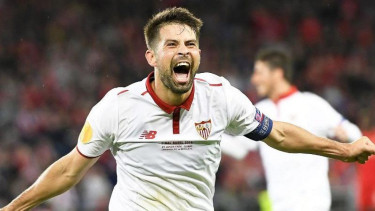 Pemain bertahan Sevilla, Coke
