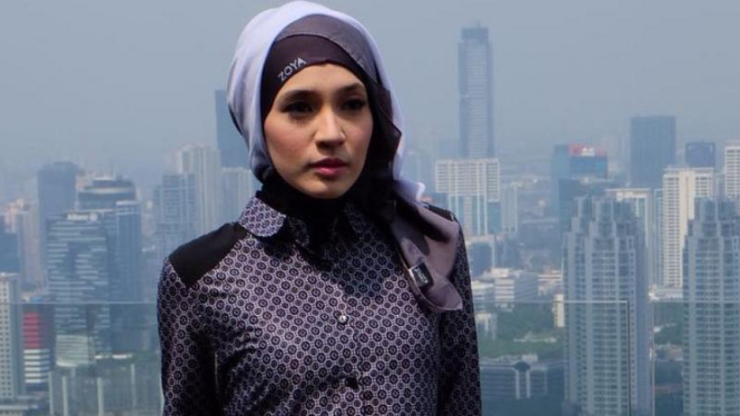 Dhini Aminarti